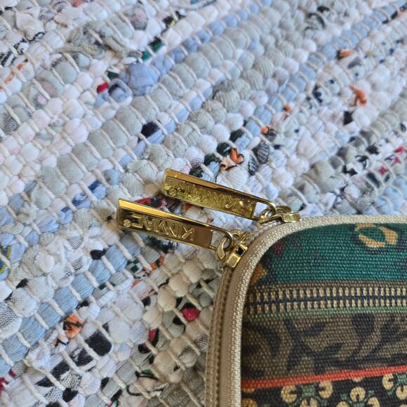 Kinmac Multicolored Boho Zippered Soft Lined Laptop Case - Picture 3 of 5